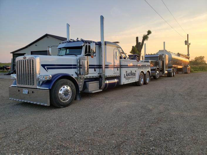 Feed truck tow